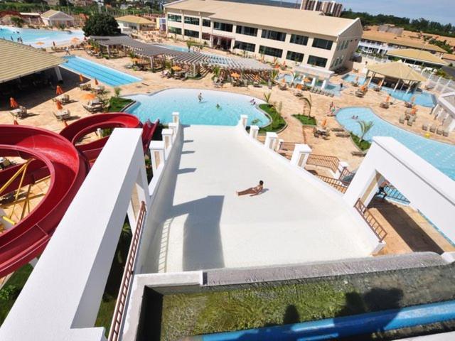 Thermas Lacqua Diroma Com Piscina De Ondas Gratis 24Horas กัลดัสโนวัส ภายนอก รูปภาพ