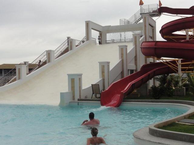 Thermas Lacqua Diroma Com Piscina De Ondas Gratis 24Horas กัลดัสโนวัส ภายนอก รูปภาพ