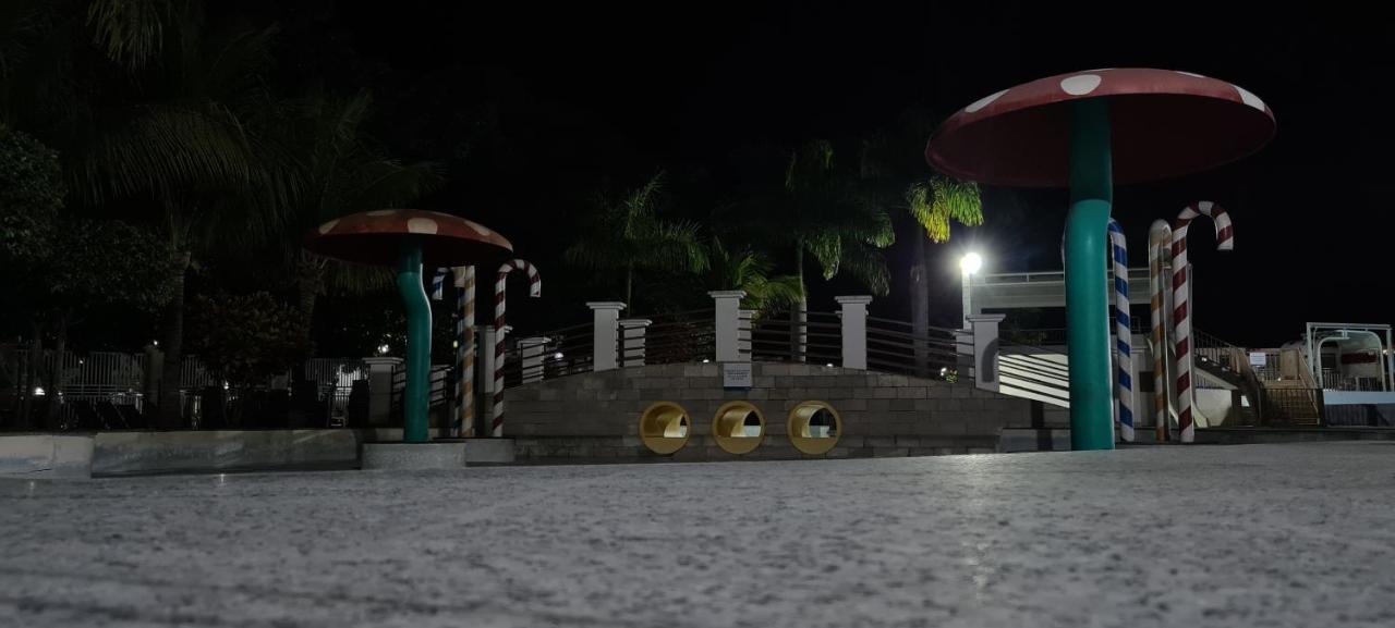 Thermas Lacqua Diroma Com Piscina De Ondas Gratis 24Horas กัลดัสโนวัส ภายนอก รูปภาพ